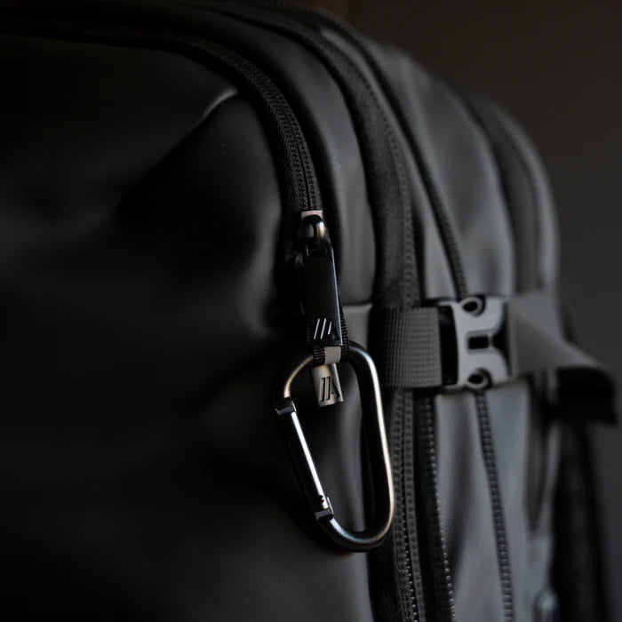 Fluxis Compact TravelPro 17” Backpack