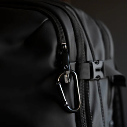 Fluxis Compact TravelPro 17” Backpack